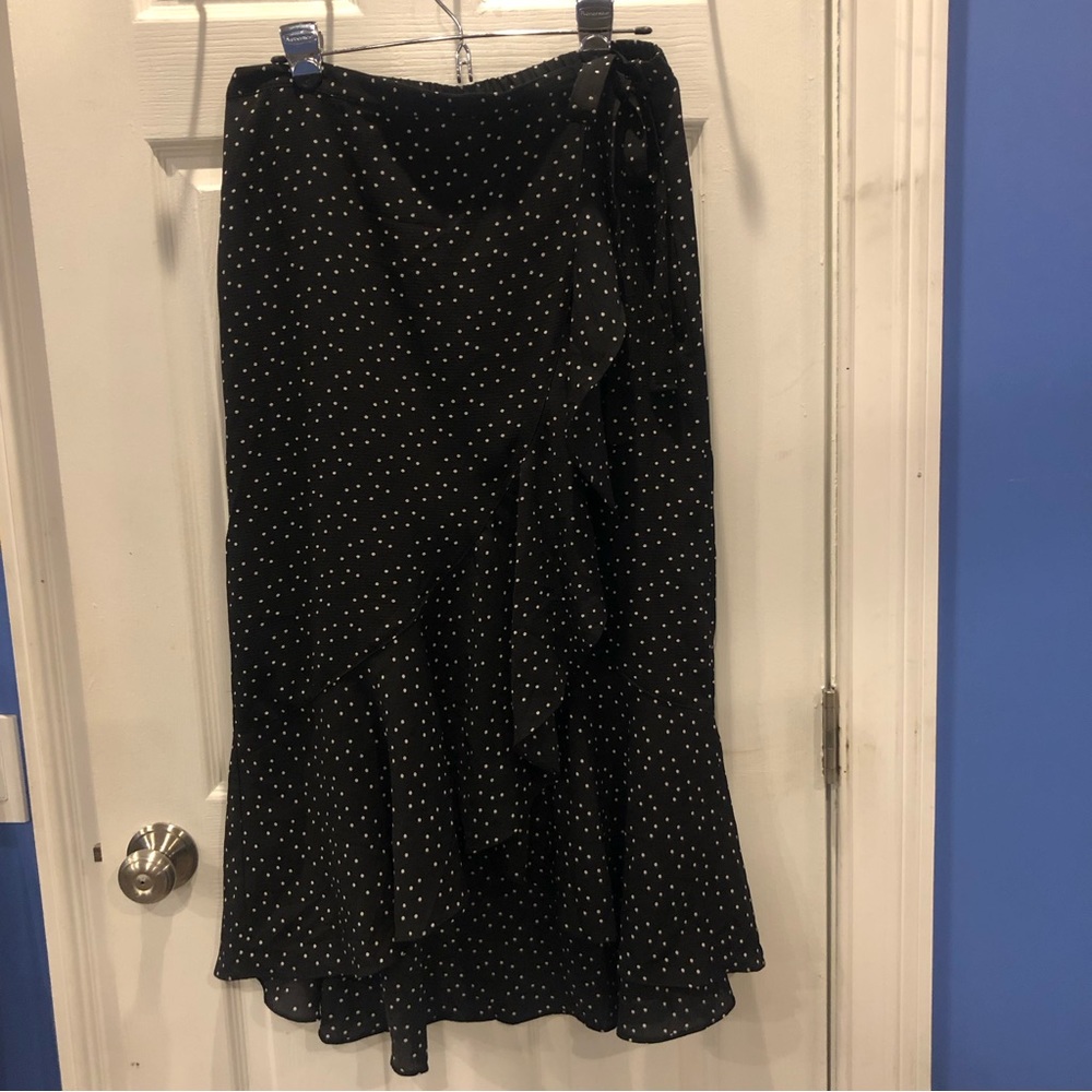 Max Studio Ruffle Skirt Large - Picture 3 of 9